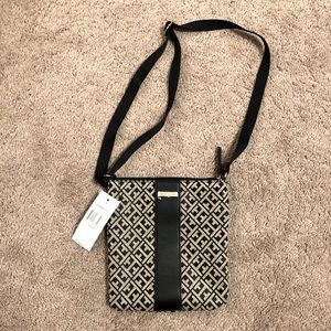 NWT Tommy Hilfiger black crossbody purse